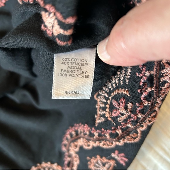 J. Jill Embroidered Bell Sleeve Top. Size Medium. - Picture 13 of 13